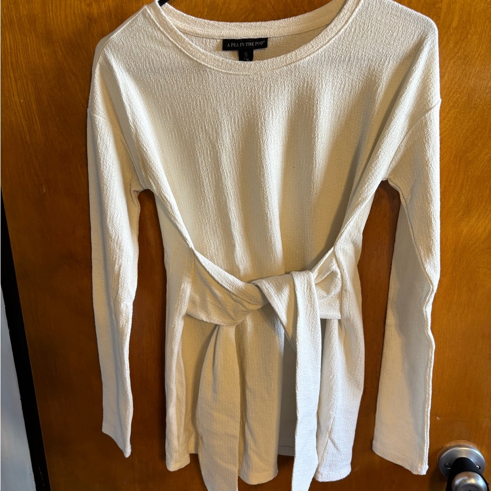 A Pea in the Pod Off-White Long Sleeve Maternity Top